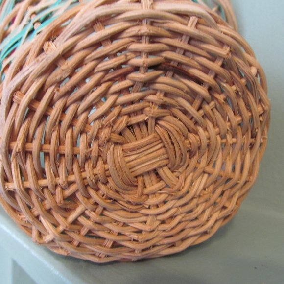 Vintage NWT Woven Wicker Basket w/ Handle Blue Green/Turquoise Paul Marshall NEW - Picture 10 of 12